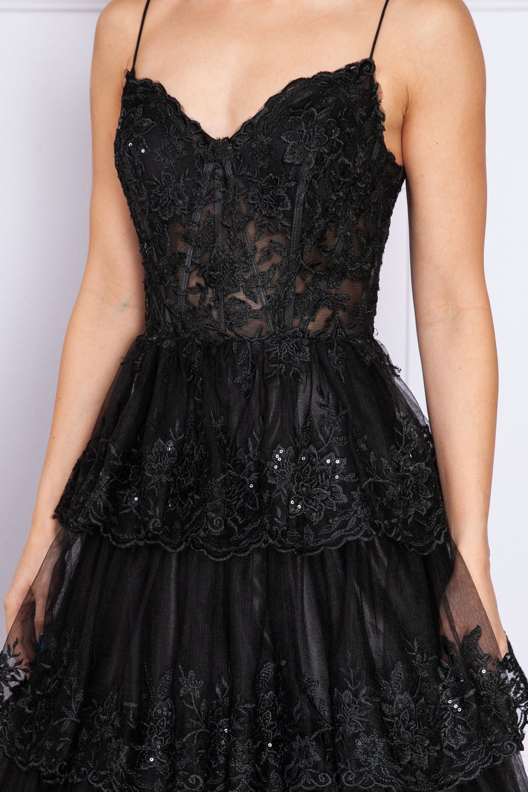 Applique Sleeveless Tiered Layered Gown with Slit Prom Dress Poly USA 9402